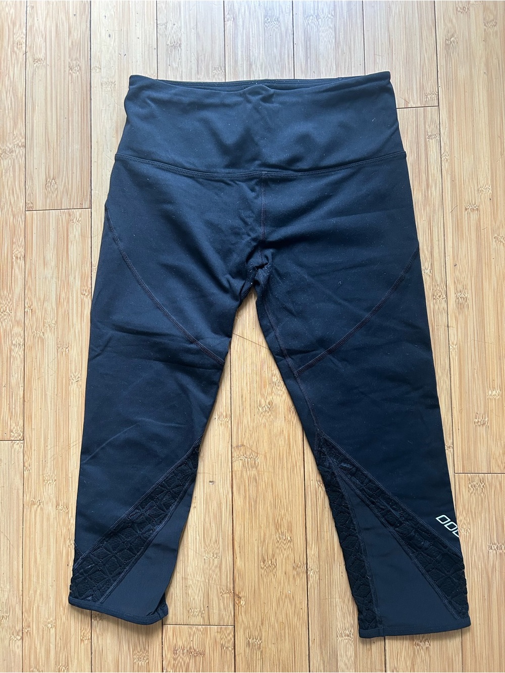 Lorna Jane Black Cropped Leggings with Textured Side Panels